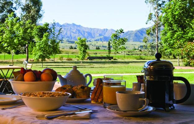 Maple Lodge Luxury Bed & Breakfast Albert Town Extérieur photo